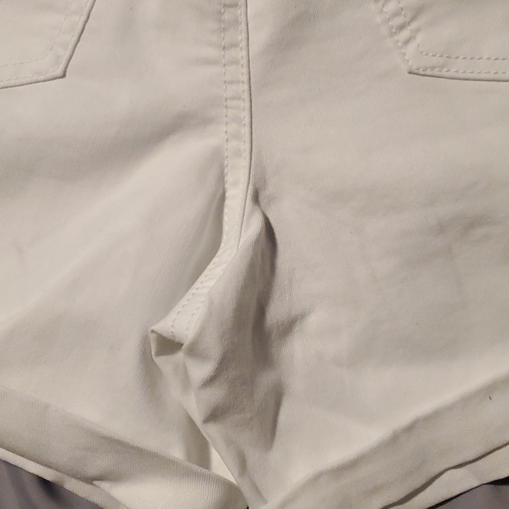 NWT A Glow Maternity Shorts - Picture 3 of 3